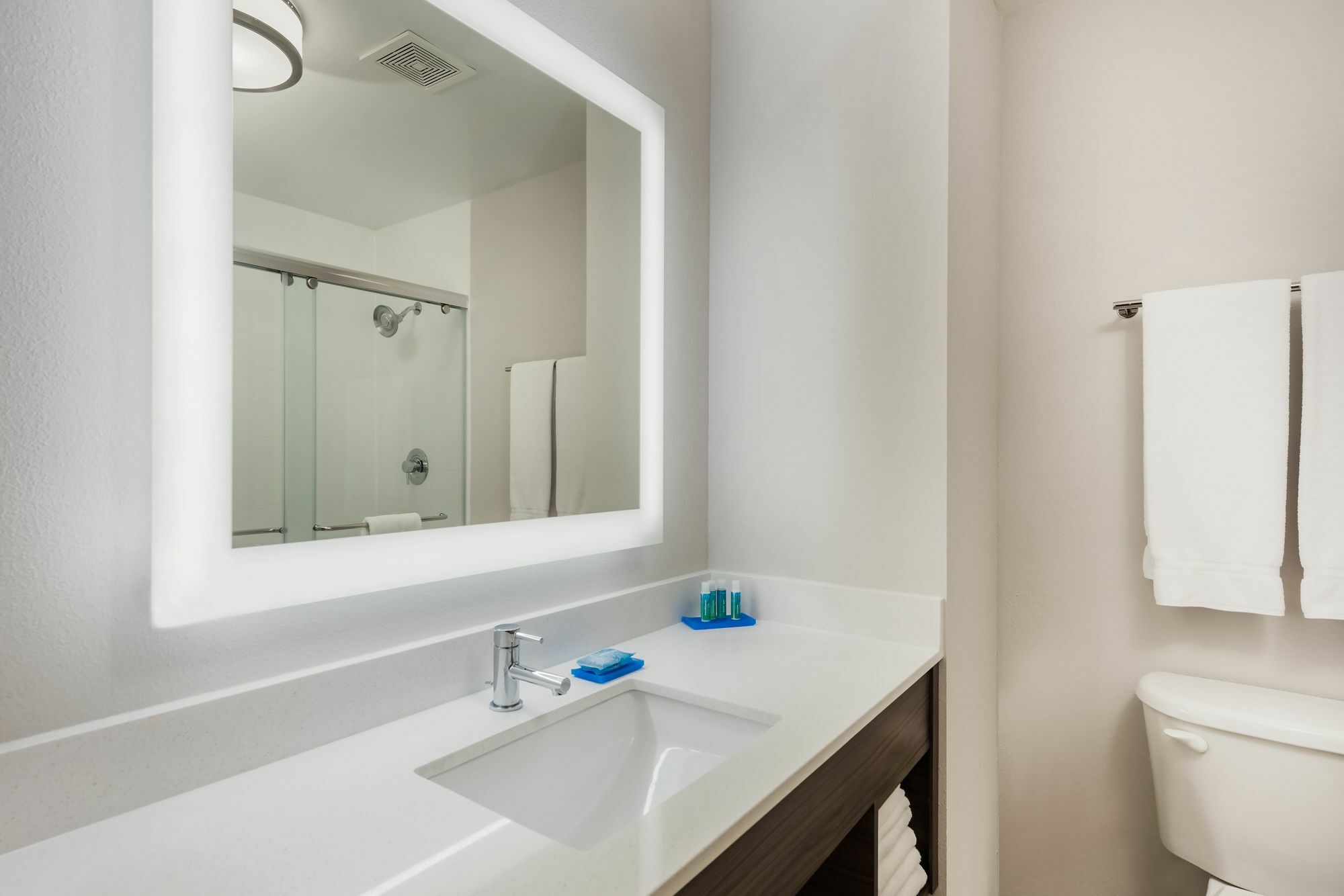 Holiday Inn Express Warrenton By Ihg Экстерьер фото